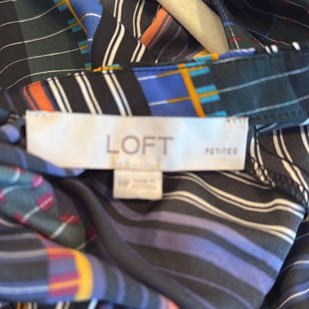 Loft sleeveless blouse - Picture 5 of 5